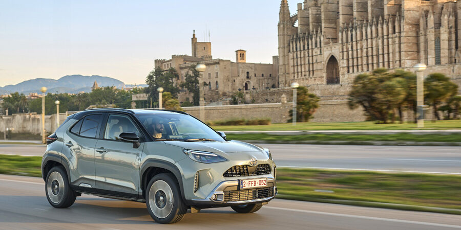 A-Toyota Yaris Cross 160524_Slide Auto